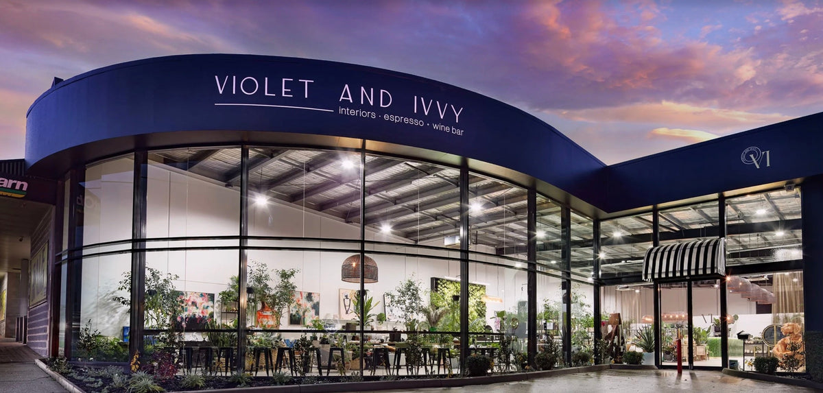 Violet & Ivvy